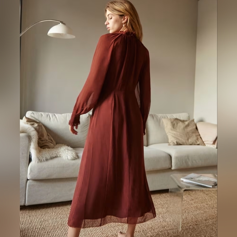 Wilfred Long Sleeve High-Slit Midi Dress in Rust - Picture 3 of 7